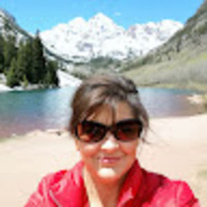 Meet your Posher, Tanis